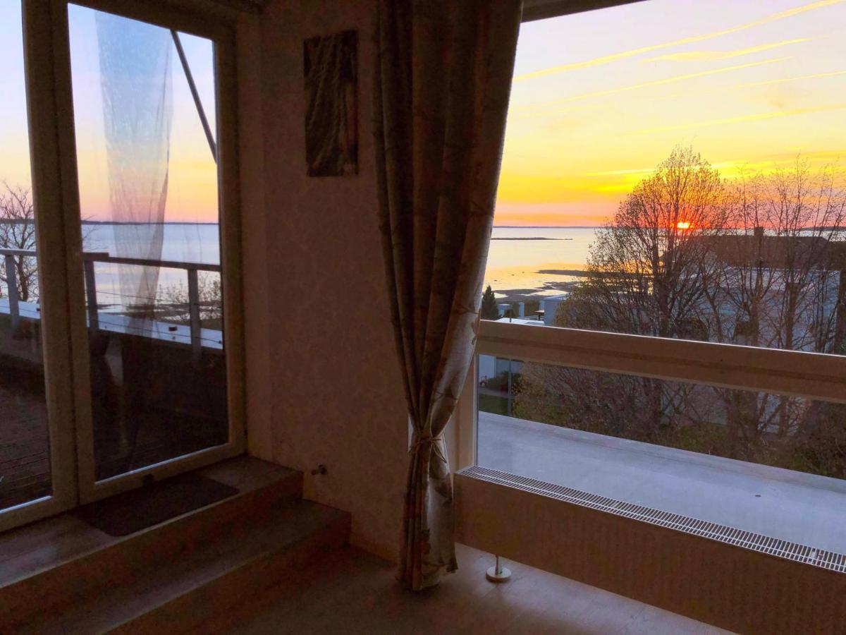 Sunset Dream Apartment With A Panoramic Seaview Haapsalu Exterior foto