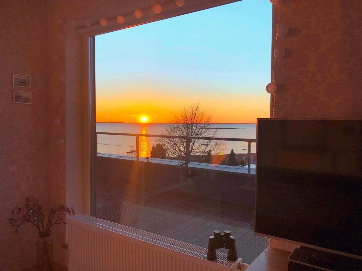 Sunset Dream Apartment With A Panoramic Seaview Haapsalu Exterior foto